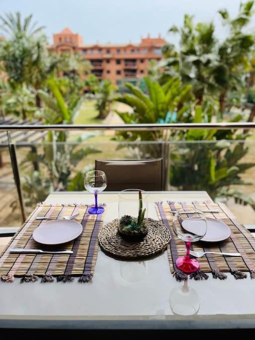 Candela Luxury Apartament *
